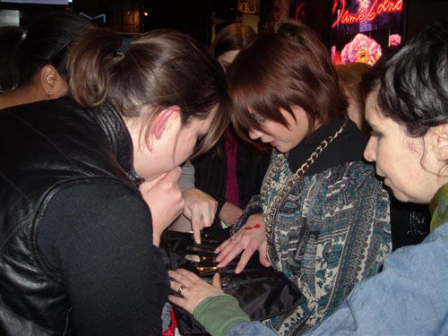 avant-premiere-dame-edna-abbesses-062-small