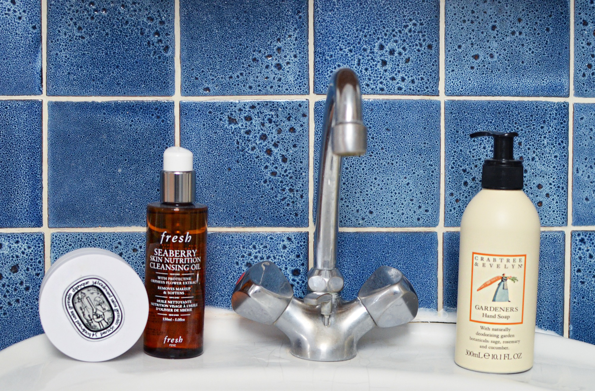 sur_mon_lavabo_8_2000